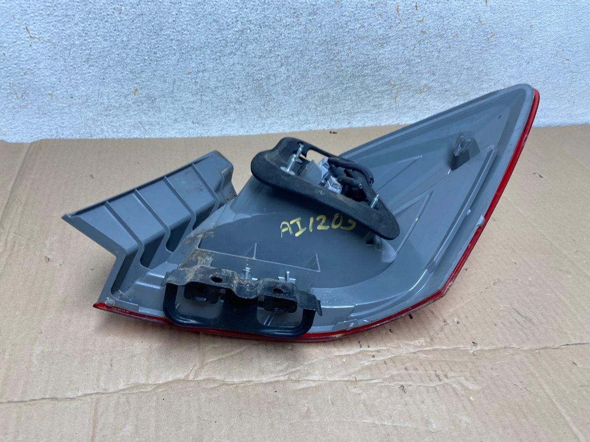 2013 to 2015 Honda Accord Sedan Left Driver LED Tail light AI1203 LK5