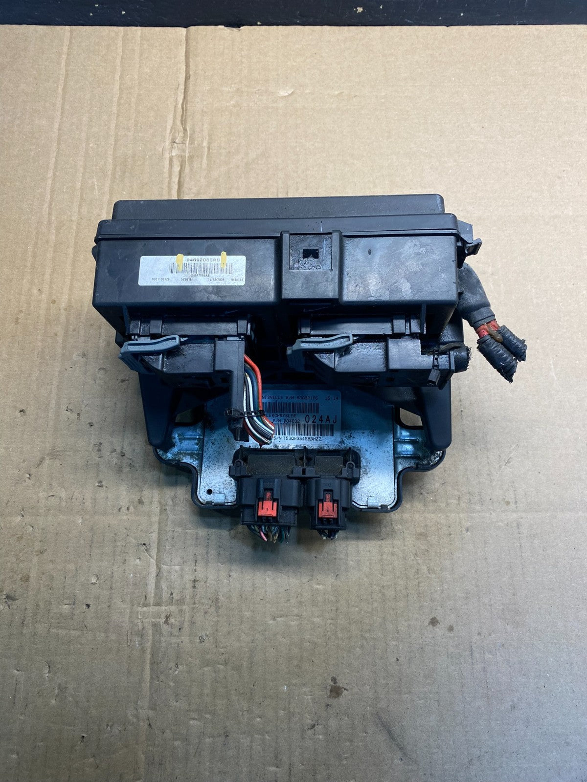 2006 Jeep Grand Cherokee Integrated Power Fuse Box BCM 04692085ab aa7659 DG0