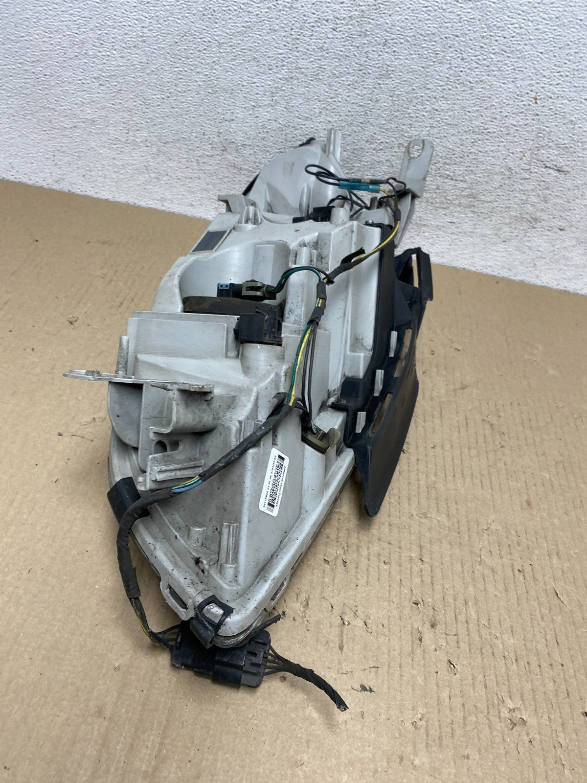 2008 to 2012 Chevrolet Malibu Right Passenger Rh Side Headlight AF5875 DW8
