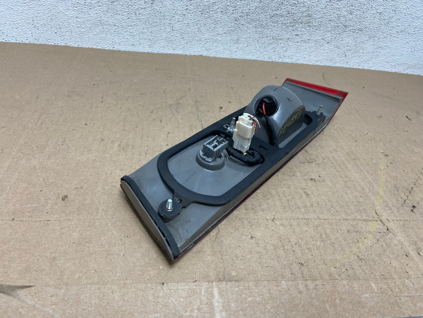 1997 1998 1999 Toyota Camry Tail Light Inner Left Driver LH Inner AE6856 LK4