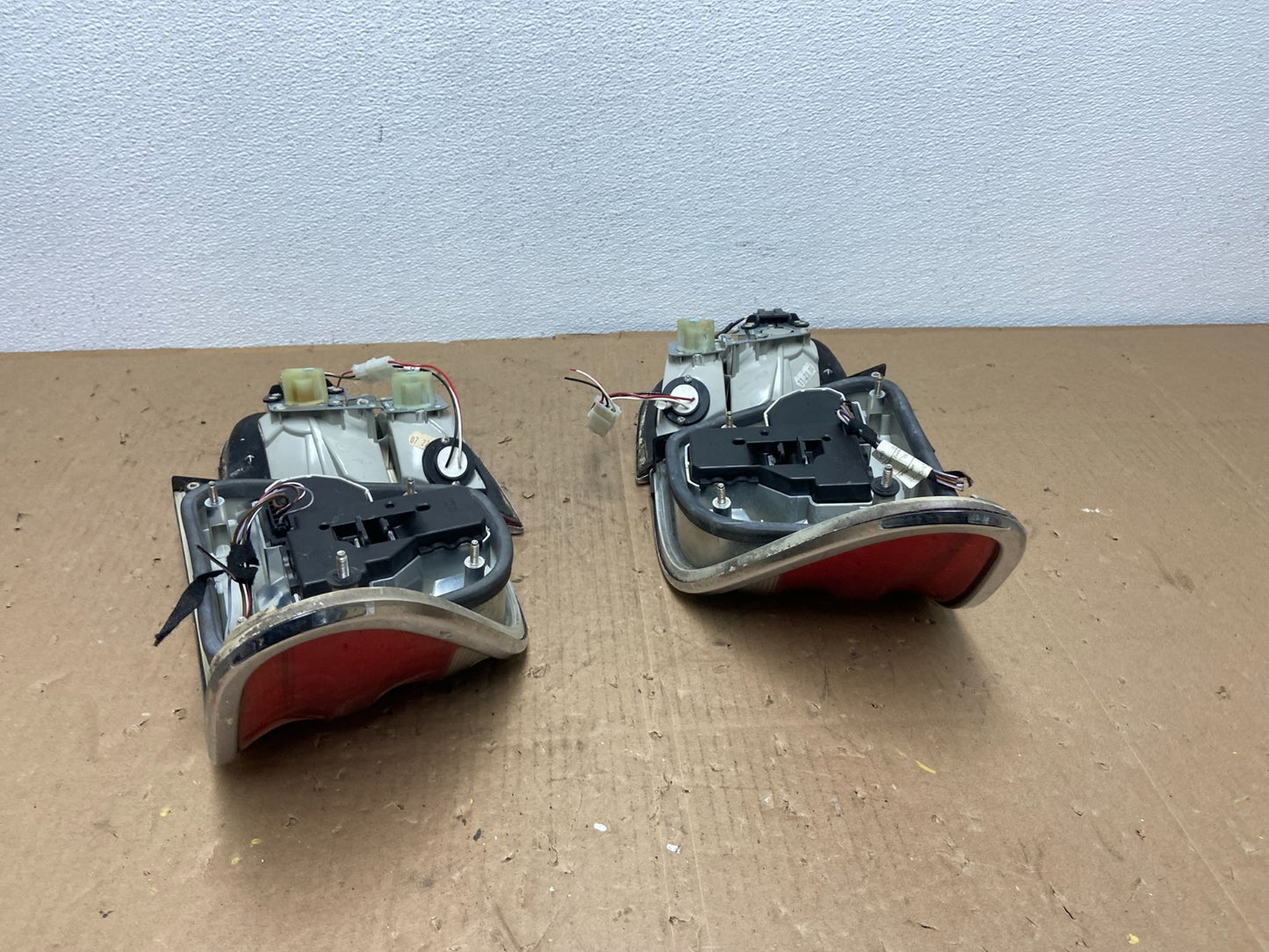 1998 - 2003 Mercedes Benz W208 CLK Left+Right Side Tail Lights + Inner AB6678 DW5