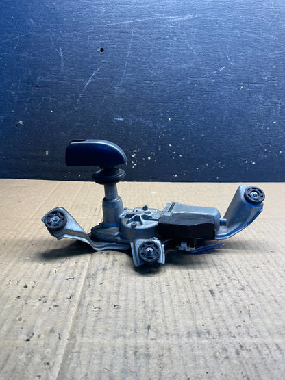 2012 to 2017 Toyota Prius V Rear Wiper Windshield Motor aa7774 DG1