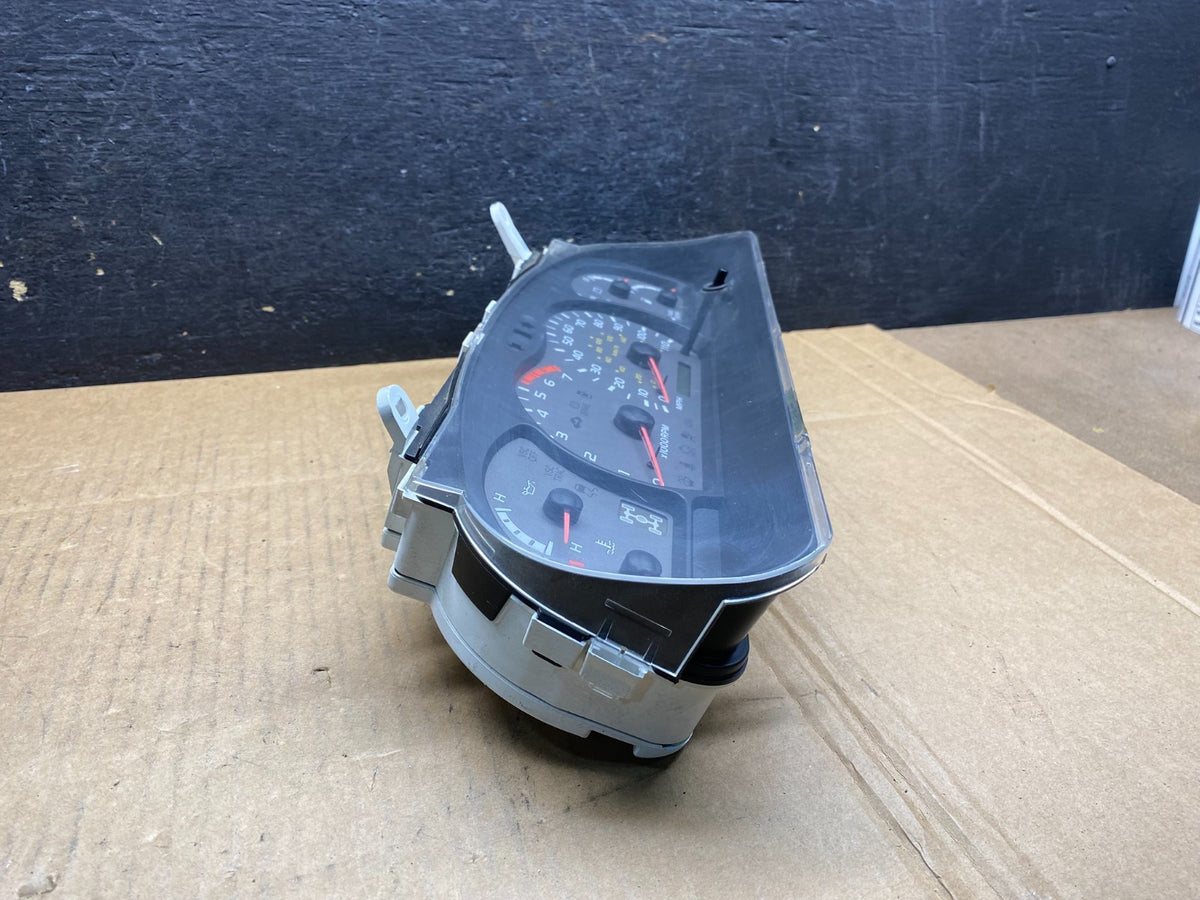 2001 to 2004 Toyota Sequoia Speedometer Insrument Gauge Cluster ai9721 DG1