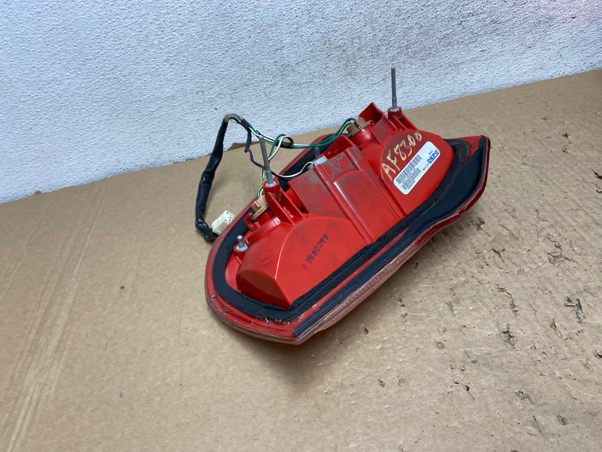 2001 2002 2003 Toyota Rav4 Right Passenger Rh Side Tail Light DEPO AF8300 LK3