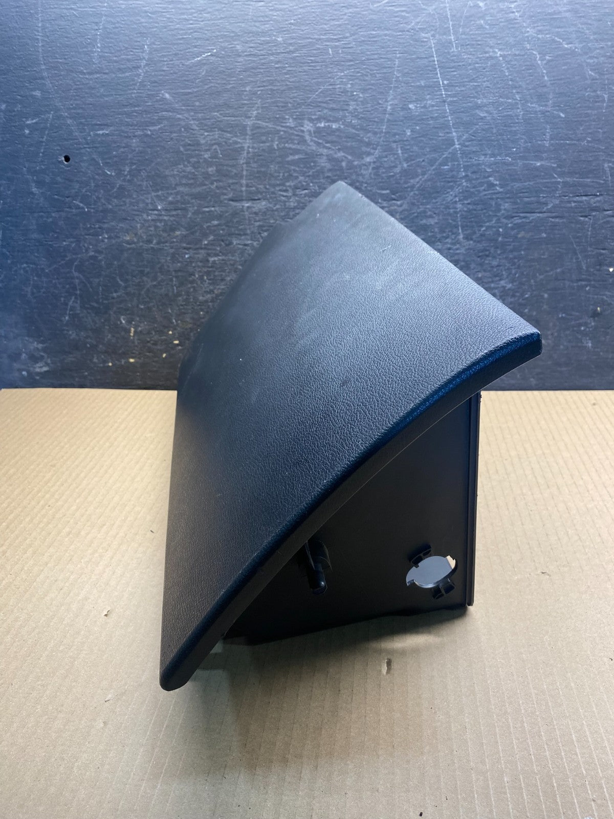 2014 2015 2016 Kia Forte Glove Box AH7420 PS2