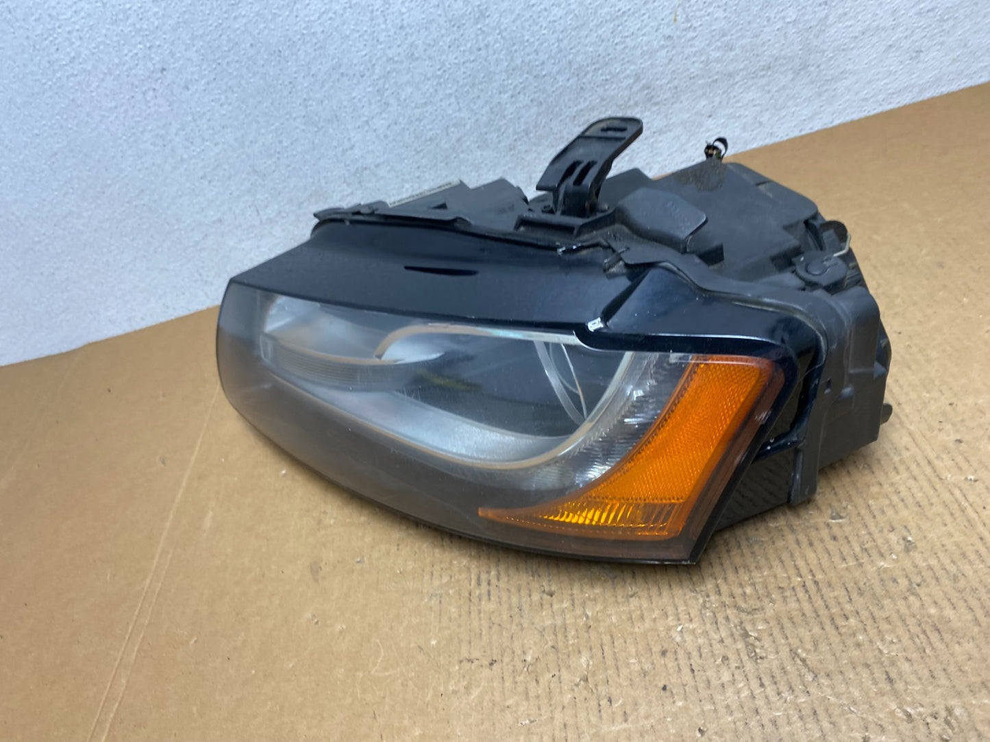 2008 to 2012 Audi A5 S5 Xenon HID LH Left Driver Side Headlight AE1225 DW1