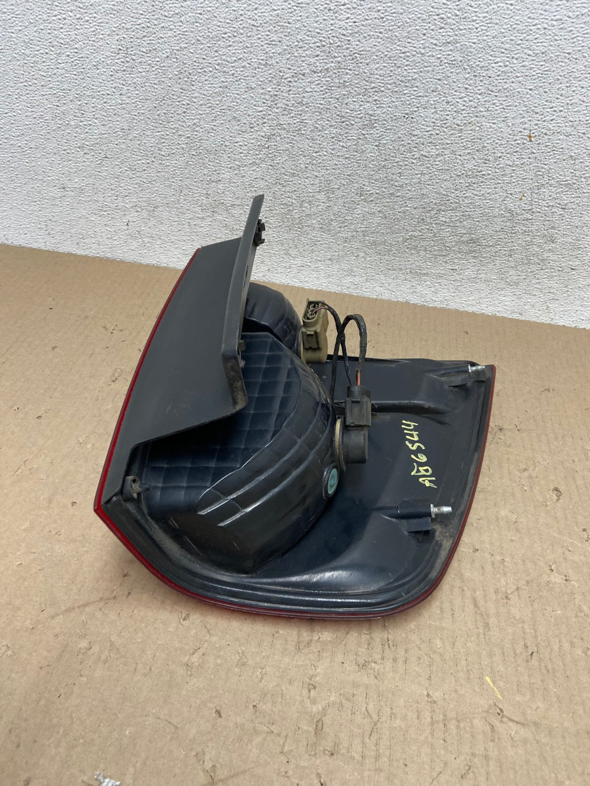 2003 2004 2005 2006 Ford Expedition Right Passenger Rh Tail light AG6544 LK6