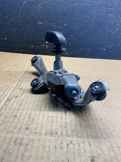 2012 to 2017 Toyota Prius V Rear Wiper Windshield Motor aa7774 DG3