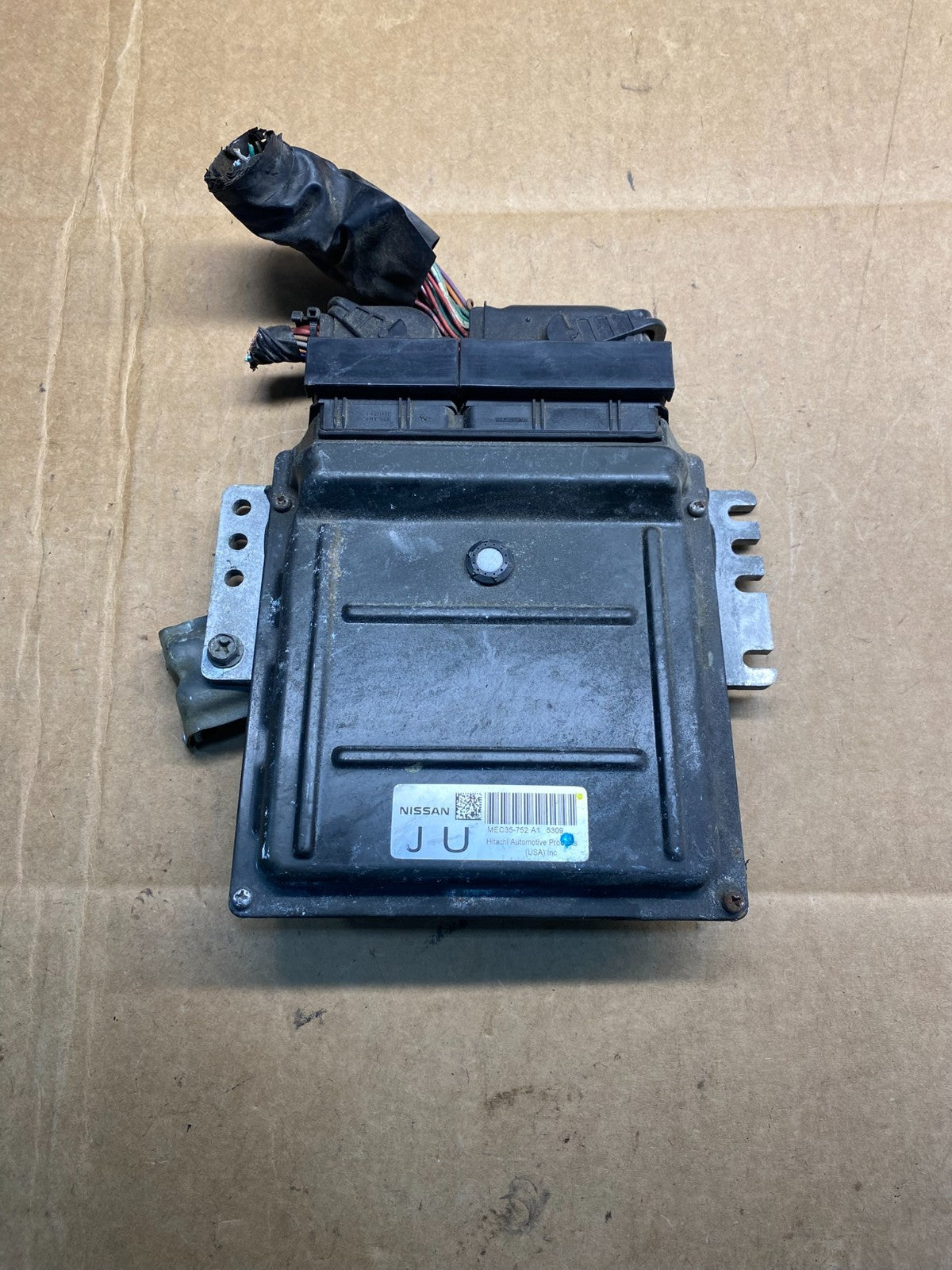 2005 Nissan Pathfinder Engine Control Module ECM MEC35-752 A1 ab3608 DG0