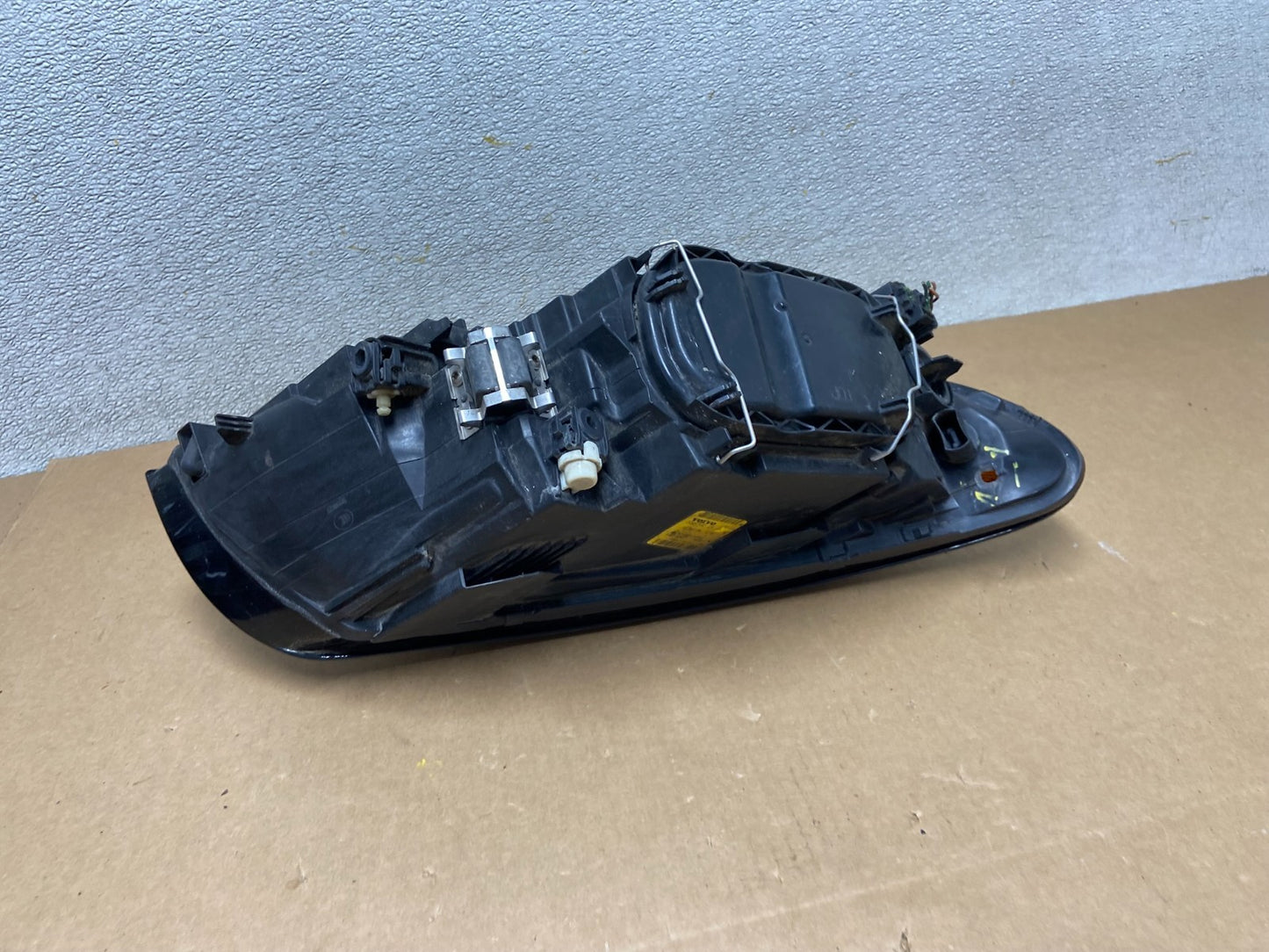 2007-2010 Volvo C30 Left Driver LH Side Headlight Z6625 DW6