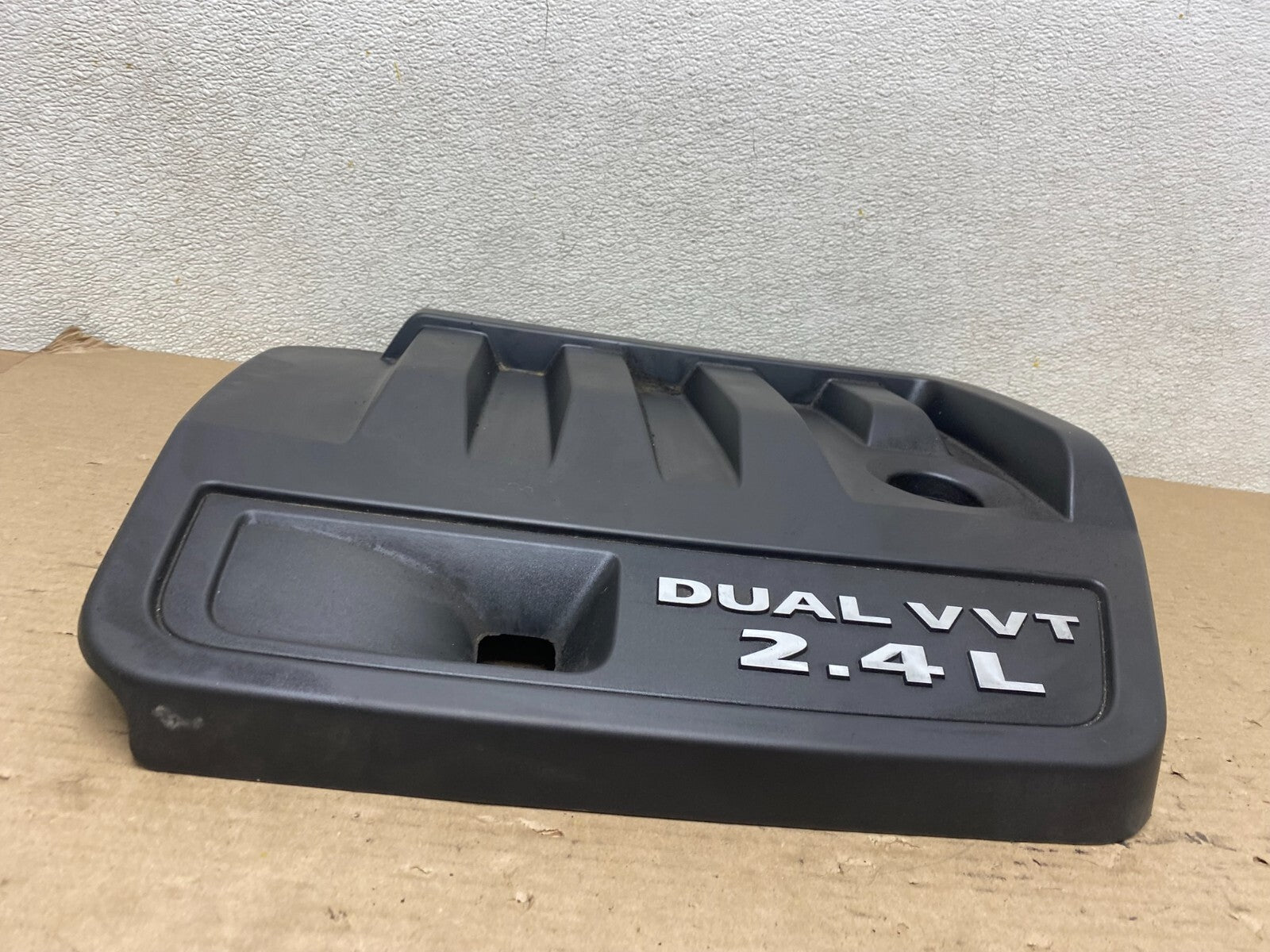 2012 to 2014 Chrysler 200 Engine Cover Top Lid Cover G7152 DG0