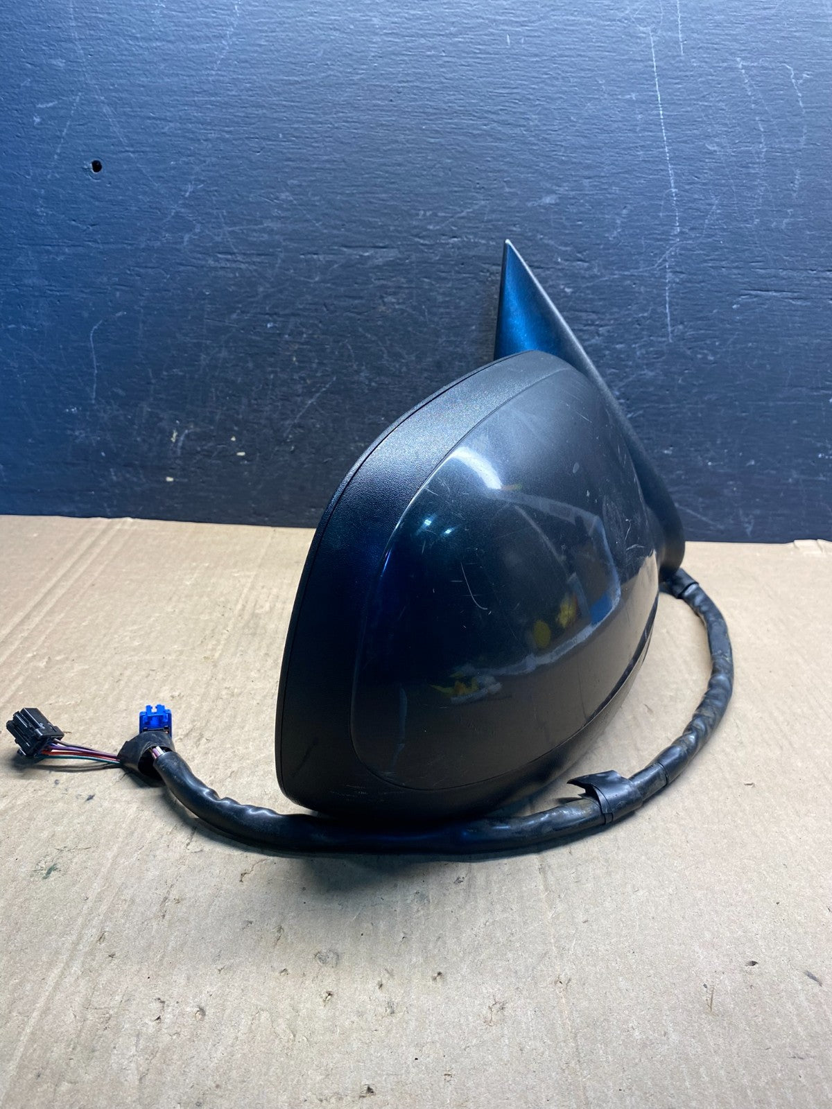 2003 to 2006 Gmc Yukon Right Passenger Turn Signal View Door Mirror AE7651 DW1