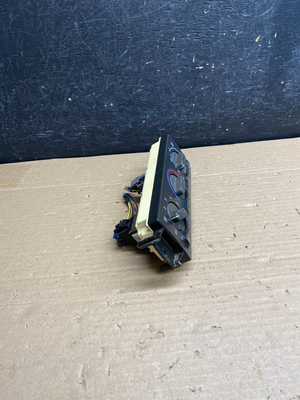 1999-2001 Chevrolet Tahoe AC Climate Control HVAC Rear Window Defogger ag6265 DG1