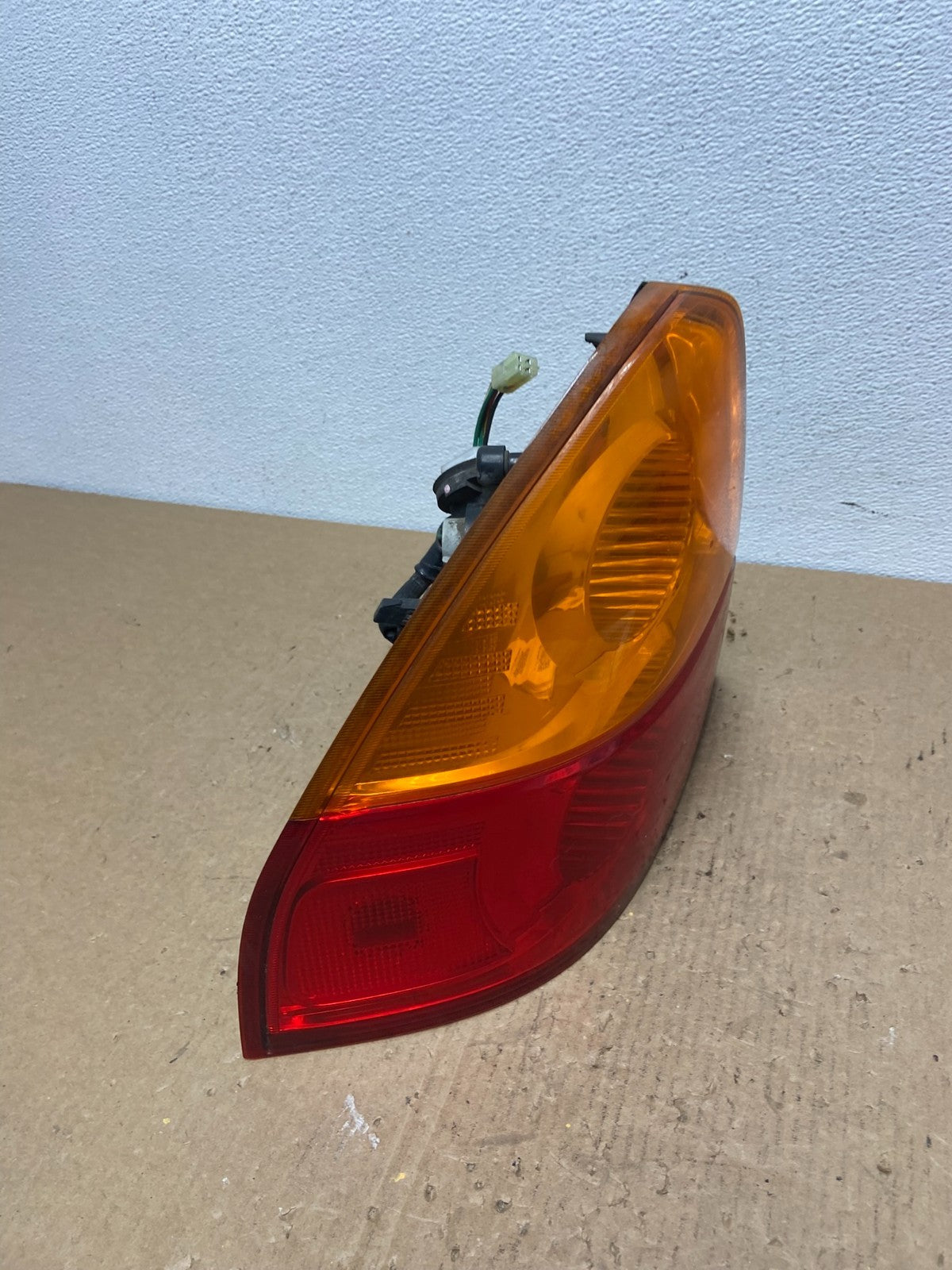 2002 to 2007 Suzuki Aerio Sedan Left Driver LH Tail Light OEM ac1394 DG2