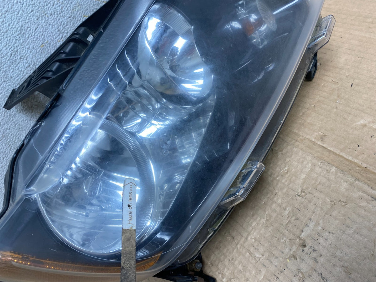2011-2013 Jeep Grand Cherokee Right Passenger Halogen Headlight AI6587 DW4