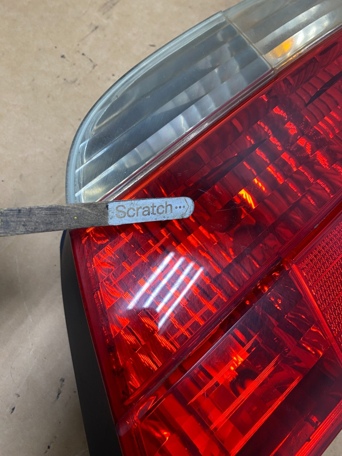 1999 to 2001 BMW E38 7-Series Right Passenger Rh Side Tail Light OEM T1197 DW4