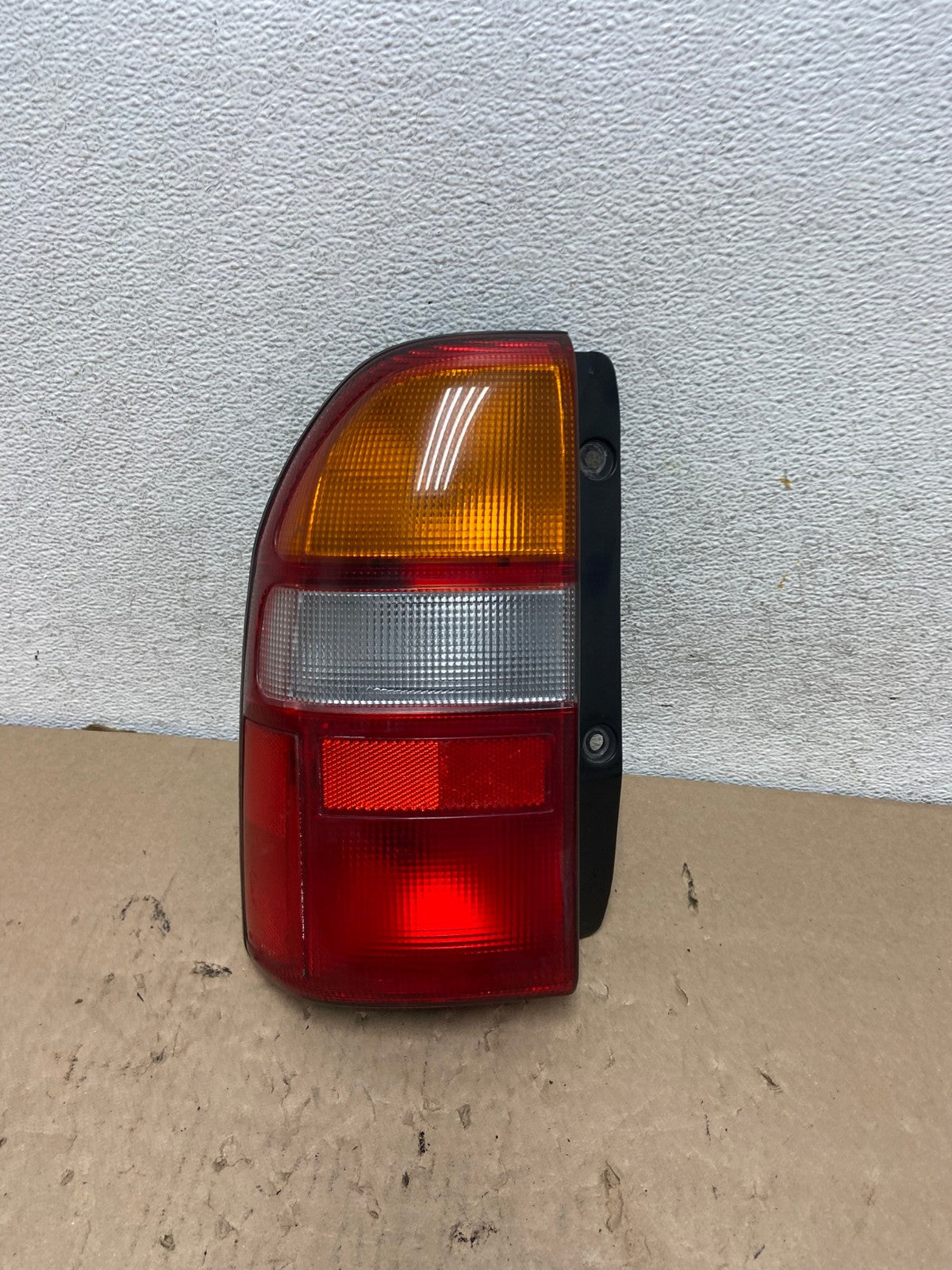 1999 to 2003 Suzuki XL-7 Vitara Left Driver LH Side Tail Light AG6759 LK0