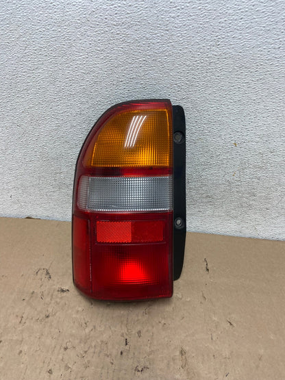 1999 to 2003 Suzuki XL-7 Vitara Left Driver LH Side Tail Light AG6759 LK0