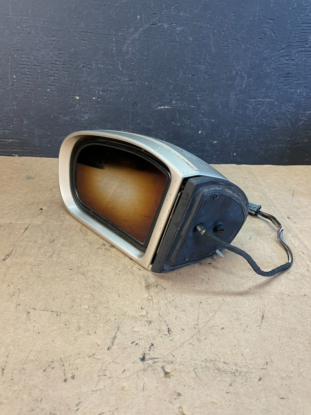 2005 to 2007 Mercedes-Benz C Class Left Driver LH View Door Mirror AE1091 DW2