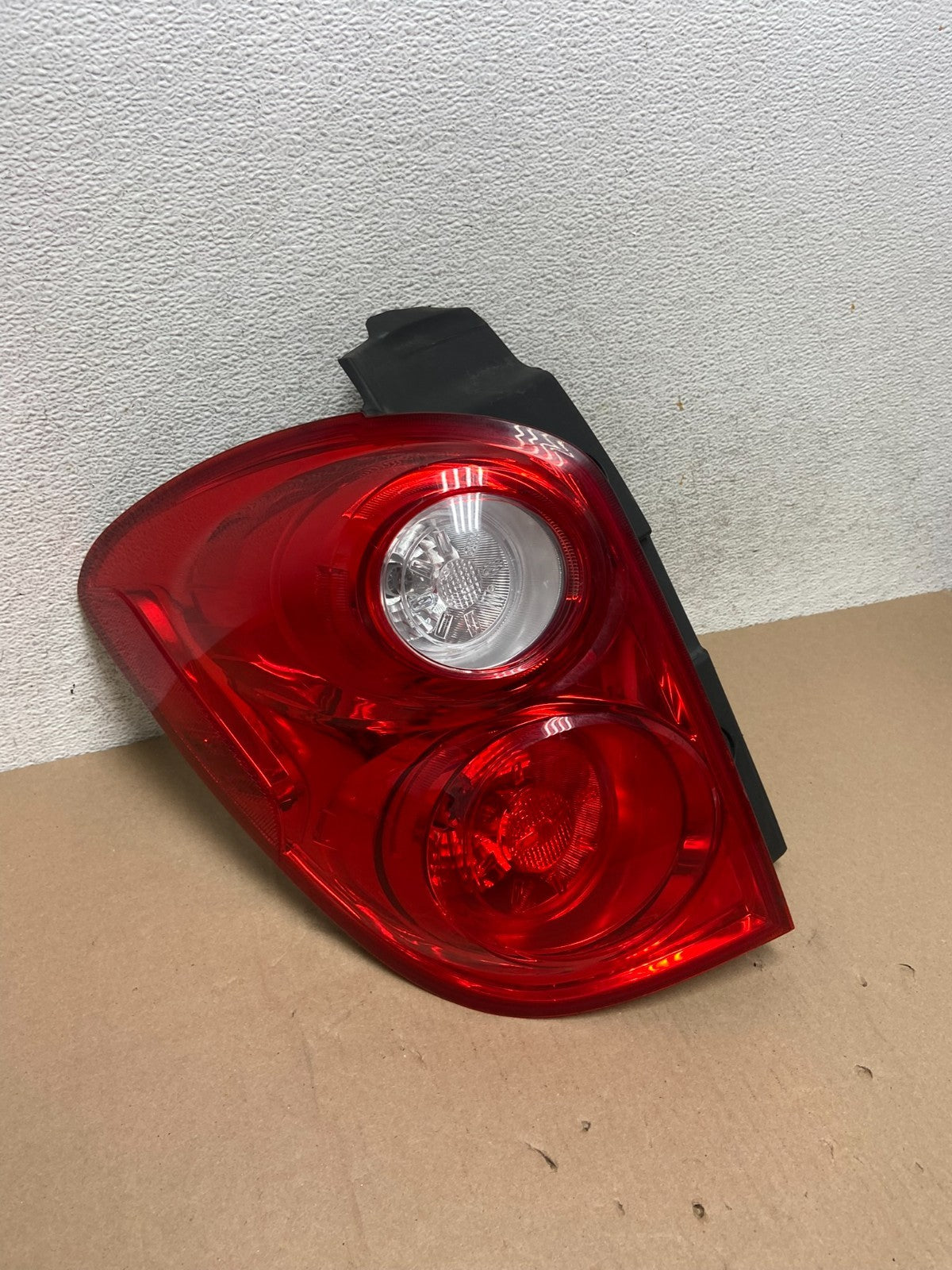 2010 to 2015 Chevrolet Equinox Left Driver Lh Side Tail Light AG66142