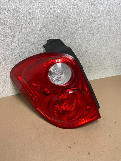 2010 to 2015 Chevrolet Equinox Left Driver Lh Side Tail Light AG66142
