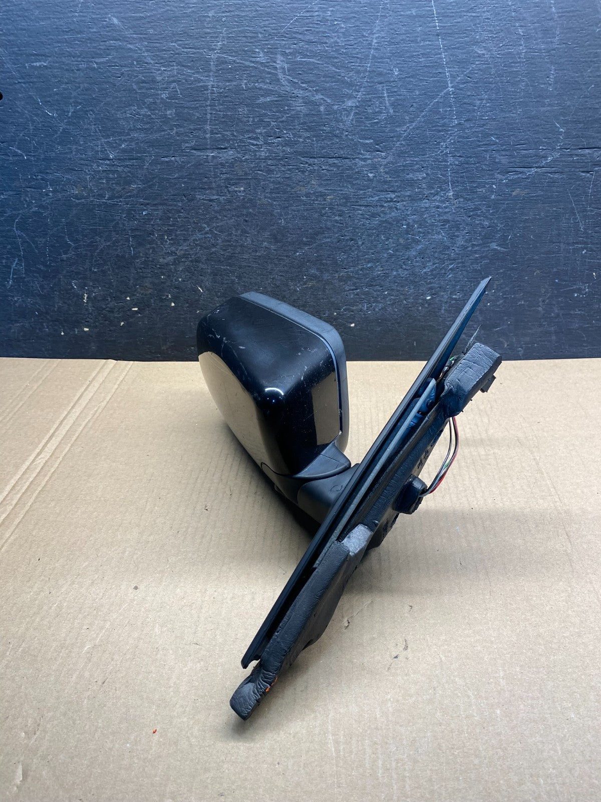 2001 to 2006 BMW 325i Right Passenger Side View Door Mirror AH3164 PS2