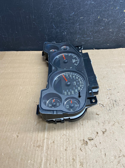 2007 to 2013 Chevrolet Silverado Suburban Cluster Gauge Speedometer AE18742