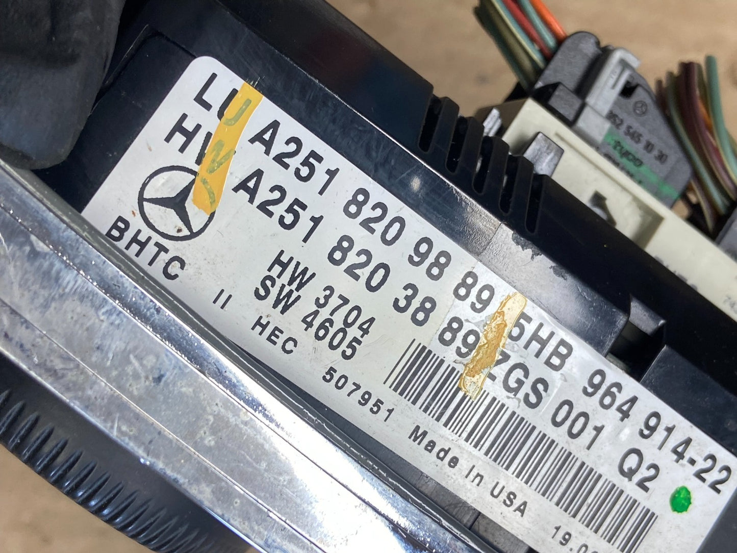 2006 to 2010 Mercedes W251 R350 AC Temp Heater Climate Control OEM AB9407 DG5