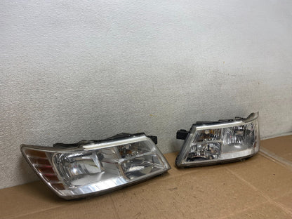 2009 to 2017 Dodge Journey Headlights Left+Right Set Halogen Y8793 DW2