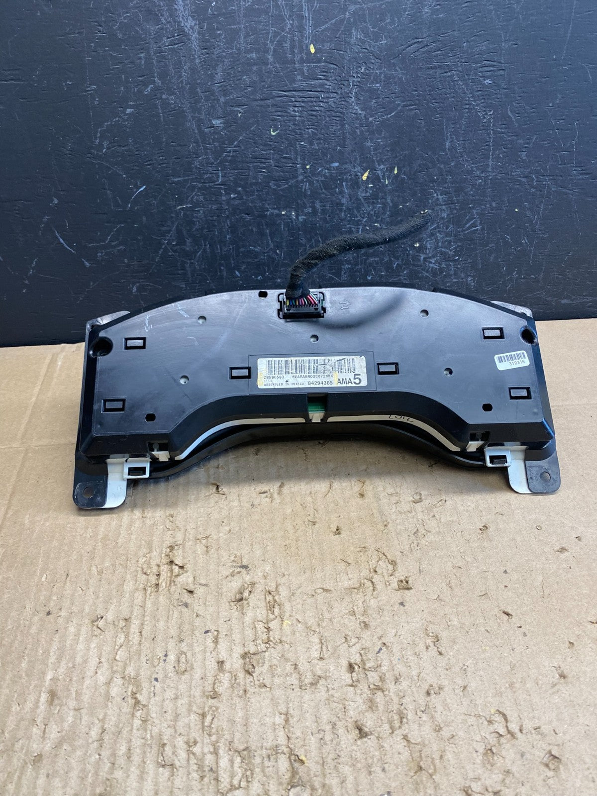 2017 Chevrolet Express 2500 3500 Speedometer Cluster Gauge OEM  AC4646 DG6