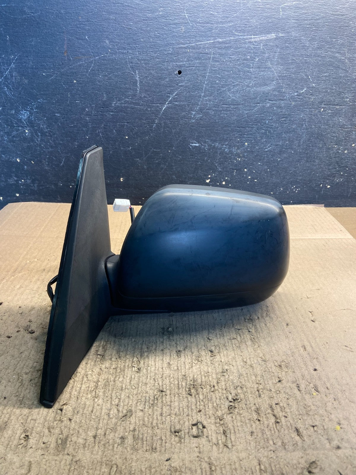 2004 to 2005 Toyota RAV4 Left Driver LH Side View Door Mirror  DG Z2207 MS0
