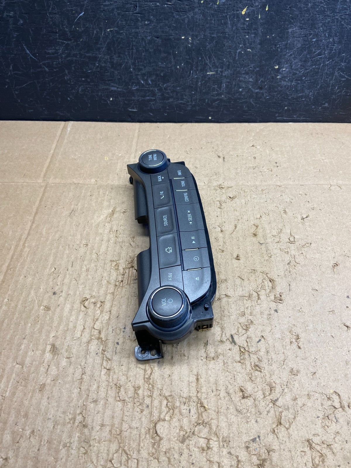 2013 2014 2015 Chevrolet Malibu AM FM Radio Control Panel AD2034 DG1
