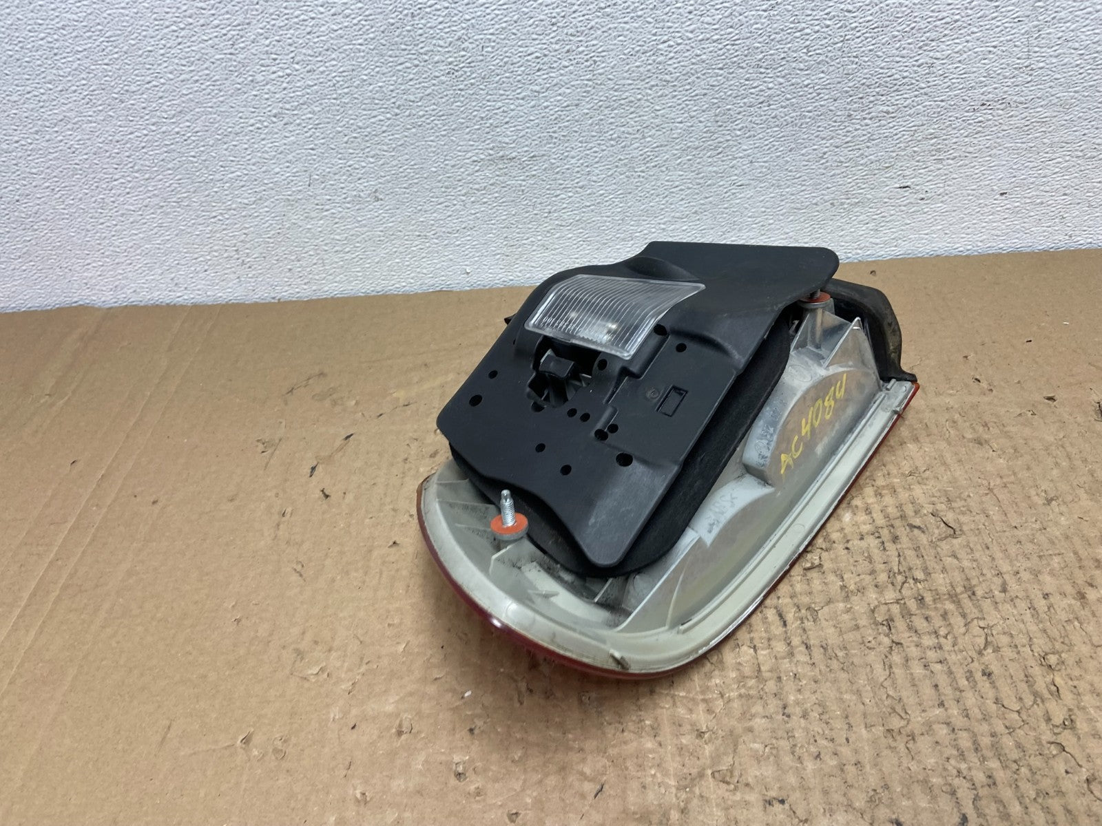 1999-2001 Bmw E46 325i 328i 330i Coupe Right Passenger Tail Light AC4084 DG4