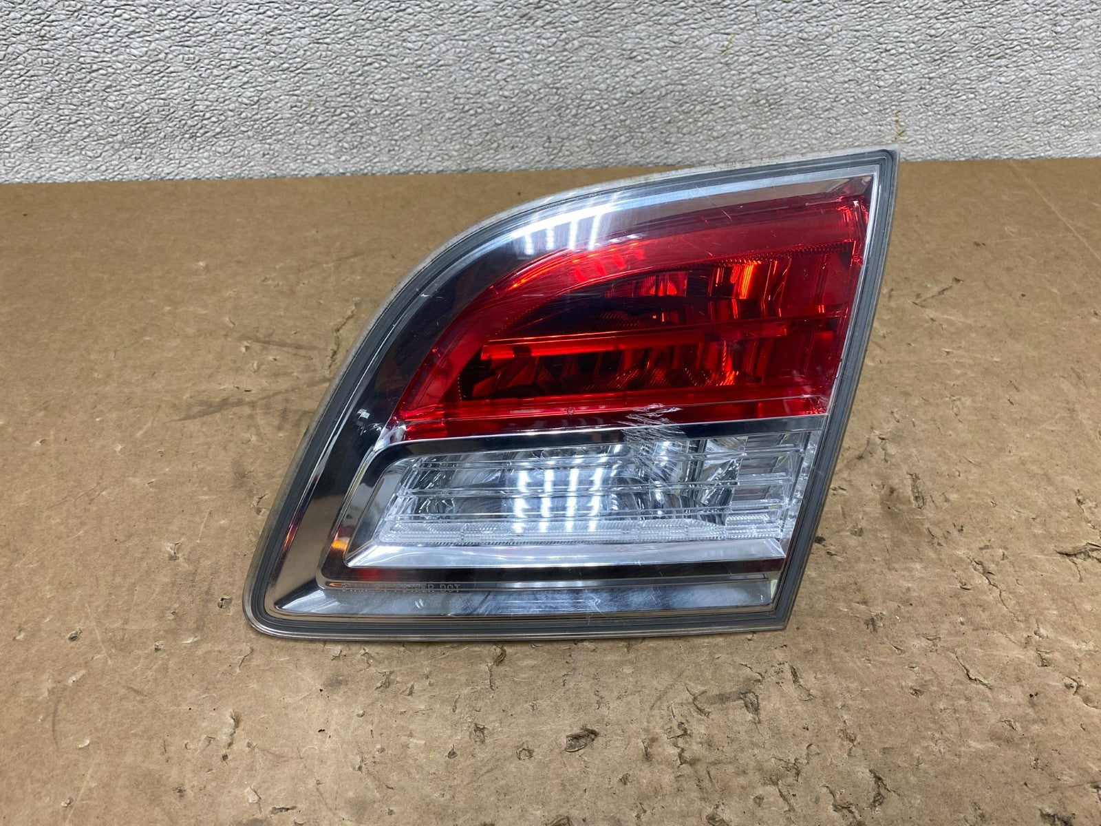 2007 2008 2009 Mazda Cx-9 Right Passenger Rh Side Inner Tail Light Oem V5862 DW0