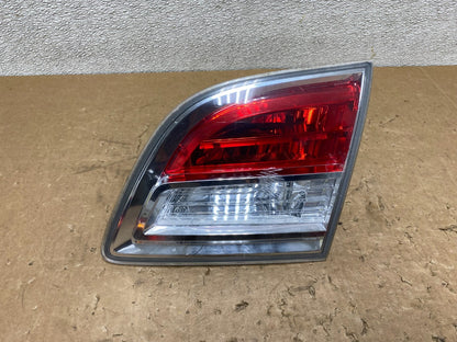 2007 2008 2009 Mazda Cx-9 Right Passenger Rh Side Inner Tail Light Oem V5862 DW0