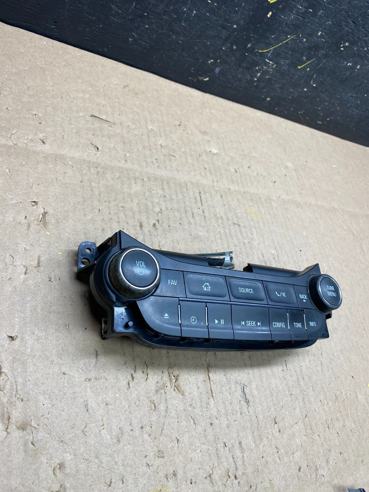 2013 2014 2015 Chevrolet Malibu AM FM Radio Control Panel T4747 DG1