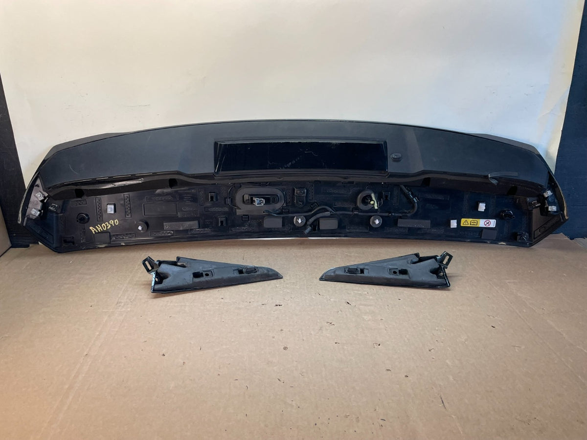 2020 to 2023 Ford Explorer Rear Liftgate Spoiler Wing ah0389 DG6