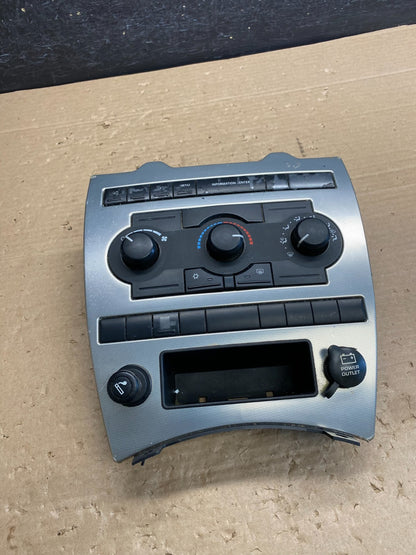 2005 2006 2007 Jeep Commander Grand Cherokee A/C Climate Control Bezel AG6473 DG0