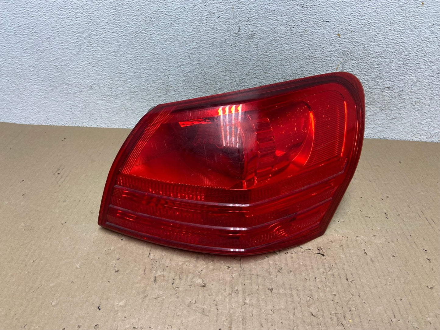 2008 to 2015 Nissan Rogue Right Passenger Rh Side Tail Light AE9809 LK0