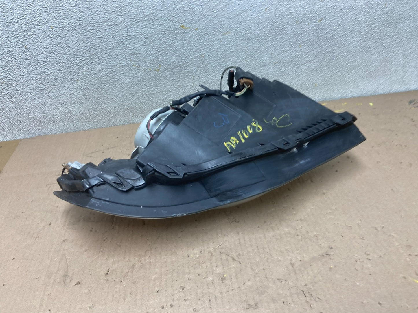 2006 to 2007 Subaru Legacy Left Driver LH Side Headlight Oem AA1008 DW8