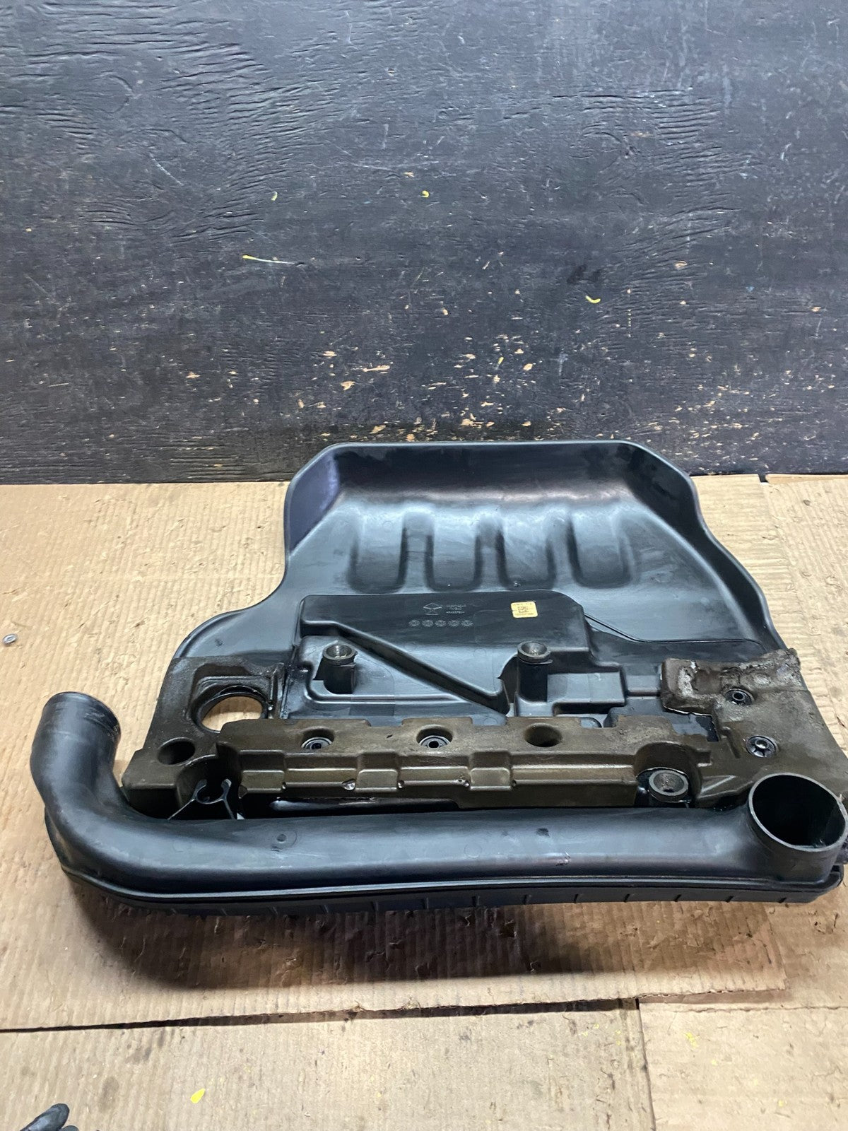 2013 to 2016 Dodge Dart 2.0L Engine Motor Cover Shield w6235 DG5