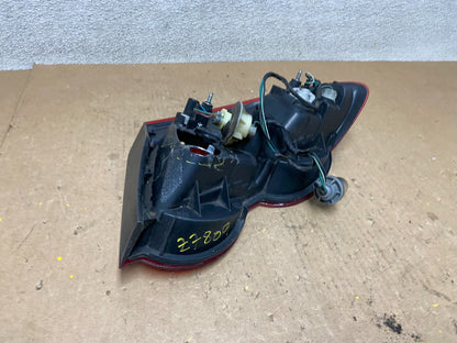 2001 to 2006 Dodge Stratus Sedan Left Driver Lh Side Tail Light Oem z7809 DG5
