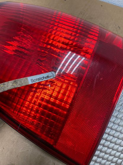 2003 2004 2005 Lincoln Aviator Left Driver LH Side Tail Light AD0576 LK3