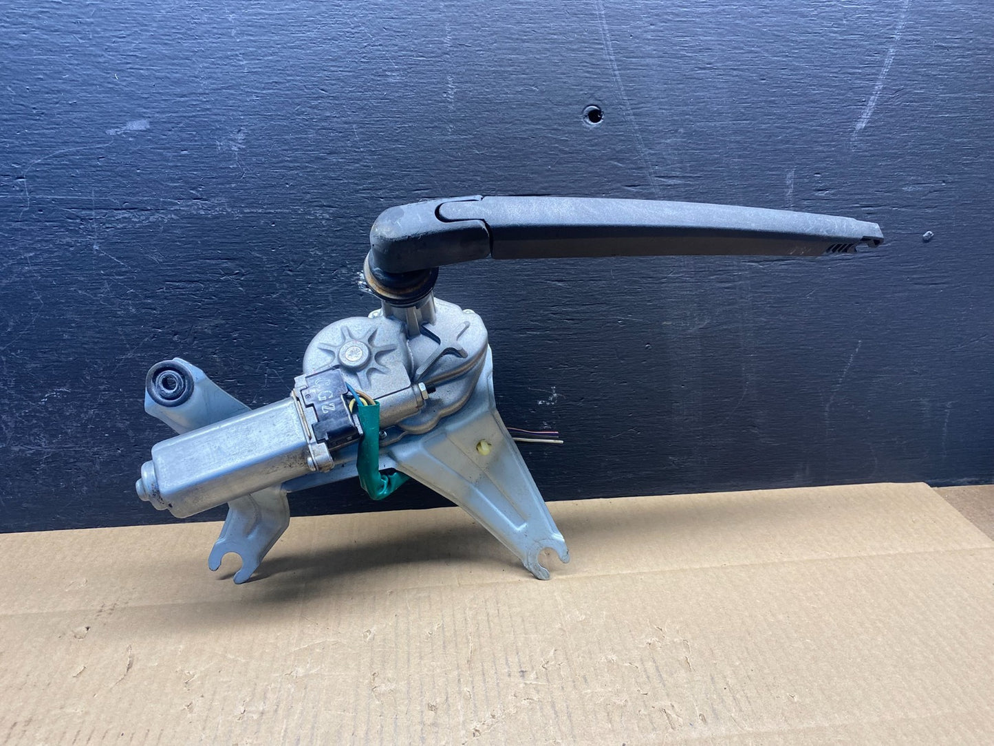 2007 - 2010 Hyundai Santa Fe Rear Glass Windshield Wiper Motor ad1534 DG0