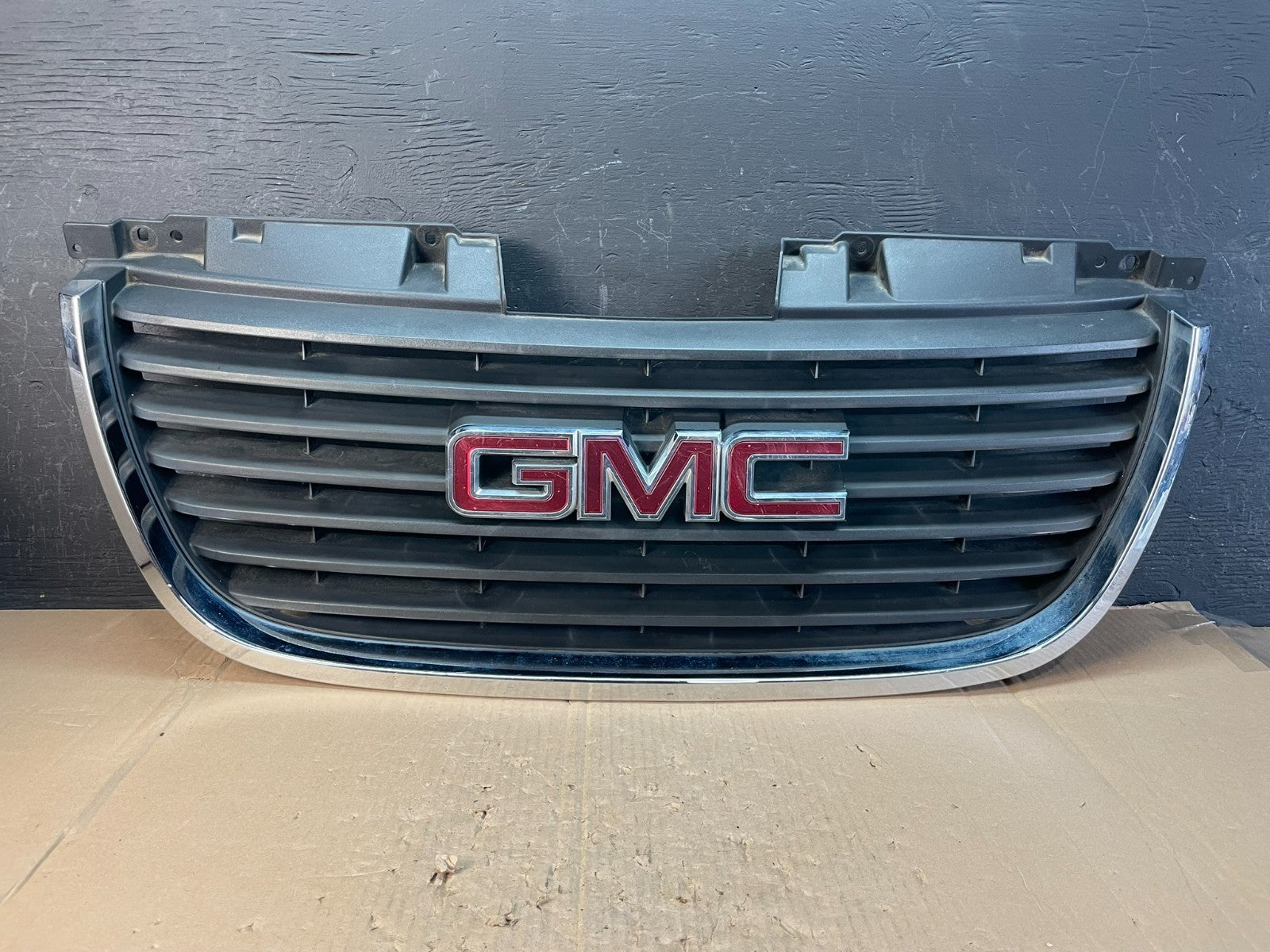 2007 to 2014 GMC Yukon Front Upper Grille Grill Aftermarket AD8263 DG0