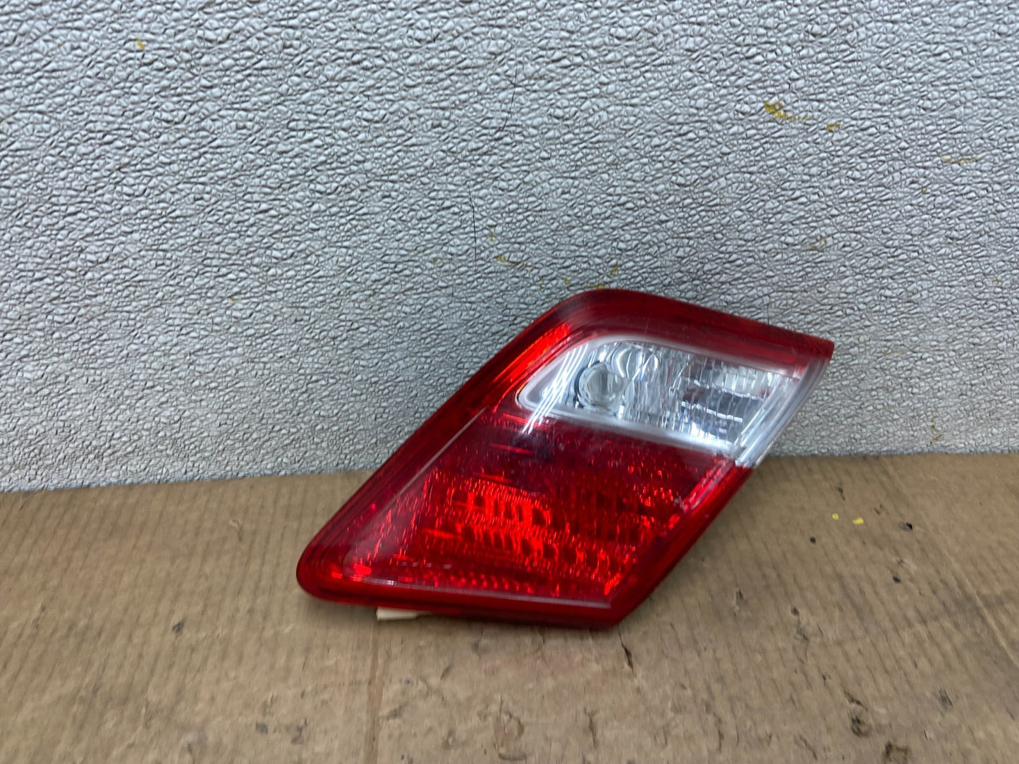 2007 2008 2009 Toyota Camry Right Passenger Rh Tail Light Inner OEM AA7089 DW0