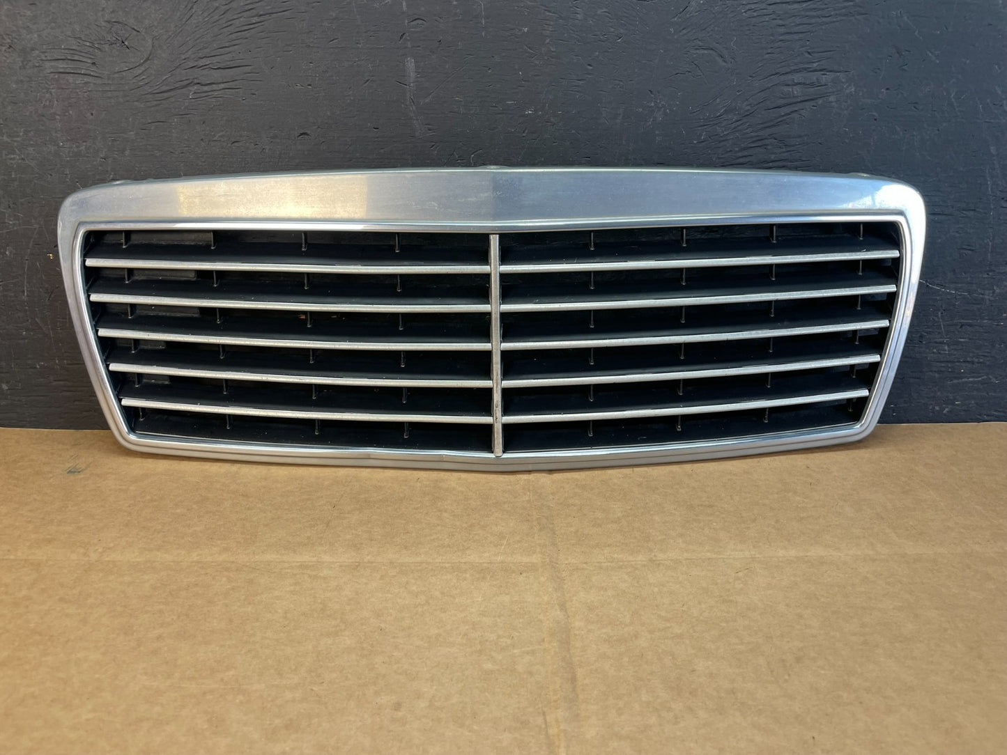 1996 to 1999 Mercedes E320 E430 Wagon Sedan W210 Front Grille Chrome AE0832 DG0