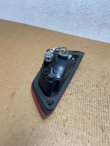 2016 - 2019 Chevrolet Malibu Right Passenger RH Inner Tail Light AE0447 DG6