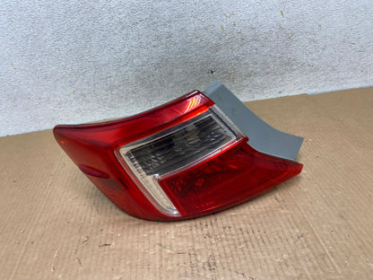 2012 2013 2014 Toyota Camry Left Driver LH Side Tail Light AI6636 LK0