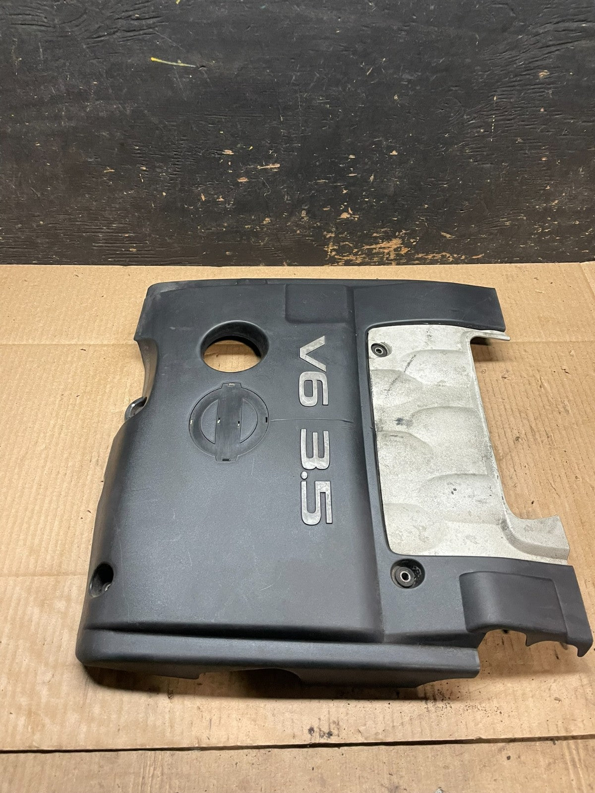 2004 to 2008 Nissan Maxima 3.5L Engine Cover T6597 DG3